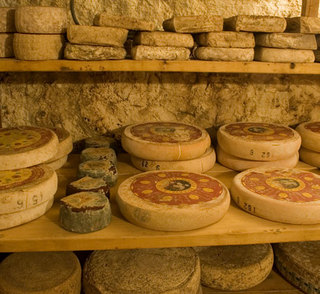 Big Cheese Vs. Big Cheese @ Stoddards Food & Ale